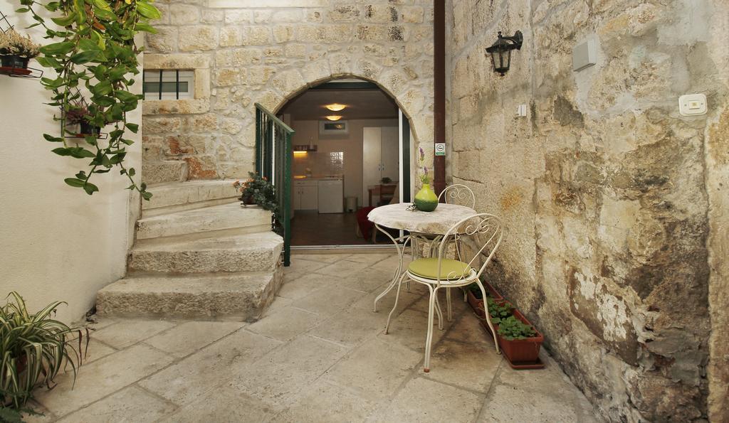 Apartments Caralipeo Makarska Exterior photo