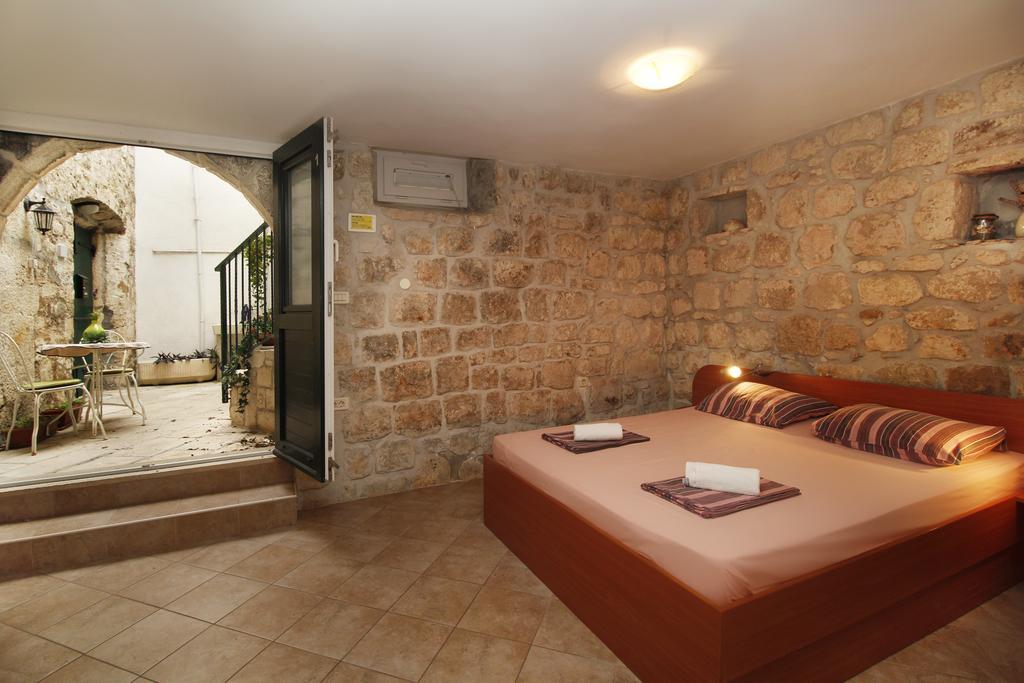 Apartments Caralipeo Makarska Exterior photo