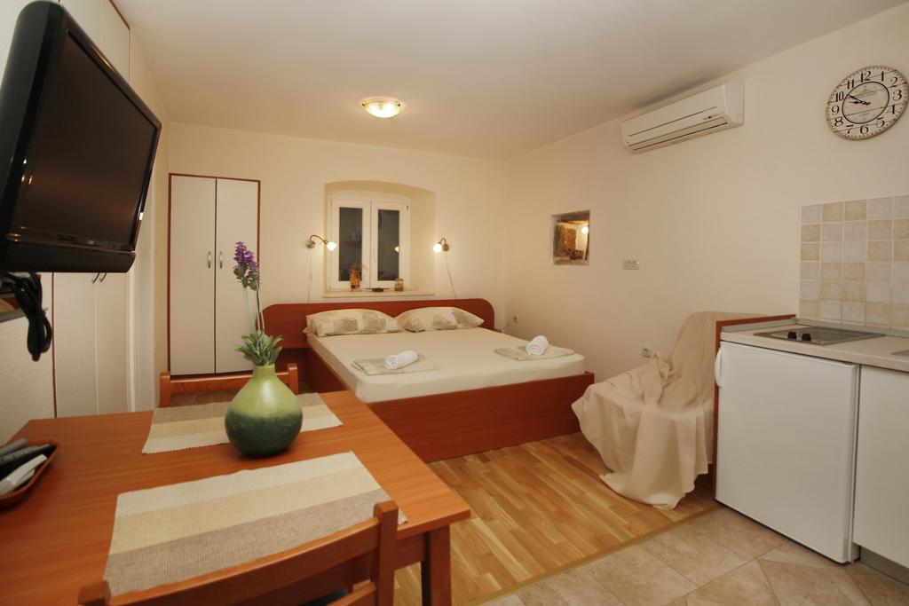 Apartments Caralipeo Makarska Exterior photo
